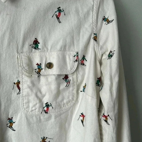 Eddie Bauer |  Ski Slope Button Up - Picture 3 of 6